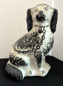 lot 151 image: Vintage Staffordshire King Charles Figurine
