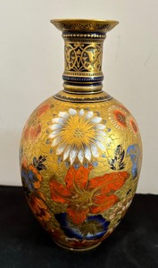 lot 156 image: Antique Royal Crown Derby Vase