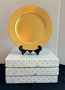lot 177A image: Twelve 13 Baroque Gold Leaf Chargers
