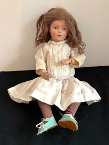 lot 211 image: Antique Schoenhut Doll  January 17th 1911, Schoenhut Doll 11 Inch