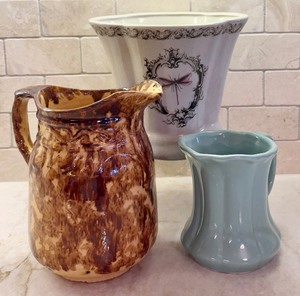 lot 172 image: Vintage Pitchers and a Decorative Vase