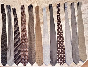 lot 104 image: Beautiful Variety of Neckties