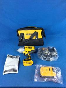 lot 8 image: DeWalt 20V MAX XR 12 High-Torque Impact Wrench Kit with POWERSTACK Battery
