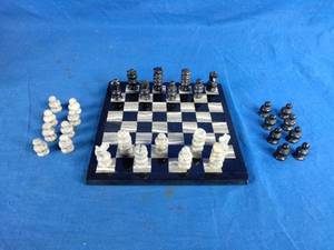 lot 33 image: Carved Marble 7 x 7 Chess Set