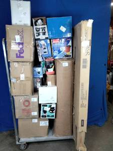 lot 69 image: Winner Take All Customer Return 20 Item Pallet Lot
