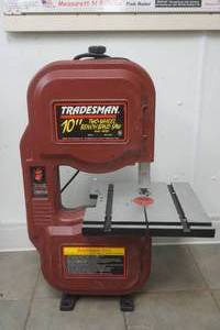 lot 3 image: Tradesman bench band saw