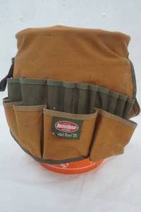 lot 4 image: Boss Bucket