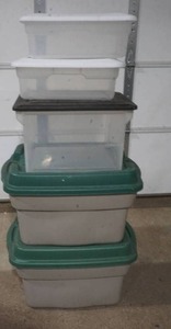 lot 60 image: 5 totes and matching lids
