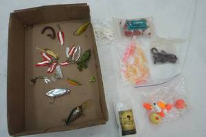 lot 83 image: fishing tackle lot. sorted, some new