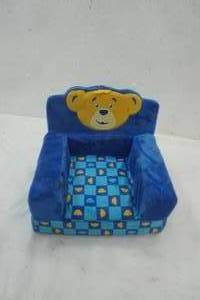 lot 143 image: Build-A-Bear Workshop toy chair-fold out bed