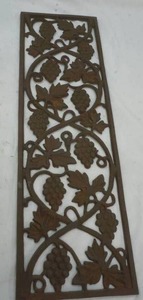 lot 163 image: decorative cast iron 27.5x8.5 grape design