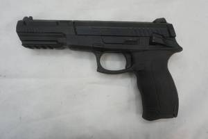 lot 179 image: DX17 Cal 4.5mm pellet air gun