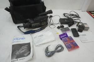 lot 199 image: Sony Video Camera Recorder CCD-F401