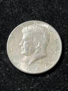 lot 10 image: 1964 US KENNEDY HALF DOLLAR