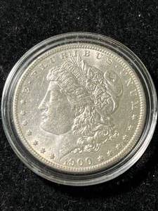 lot 84 image: 1900-O US MORGAN SILVER DOLLAR UNC IN AIRTITE