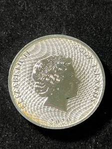 lot 85 image: 2 TROY OZ .999 FINE SILVER COOK ISLAND ROUND