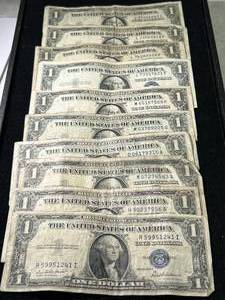 lot 102 image: GROUP OF 10 US BLUE SEAL $1 SILVER CERTIFICATES