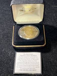lot 114 image: 1 TROY OZ .999 FINE SILVER DEREK JETER COMMEM