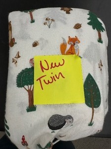 lot 89 image: New Keeco Cozy Forest Animals TWIN Flannel Sheet Set, 100% Cotton