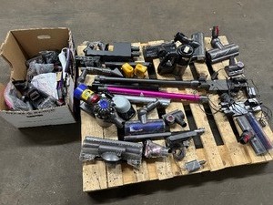 lot 222 image: Pallet Of Cordless Vacuums  Parts - LG Cord Zero & Dyson