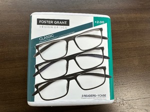 lot 244 image: 3 Pack of Design Optics By Foster Grant Classic Reading Glasses 2.00 - Open Box New