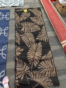 lot 340 image: New Indoor  Outdoor Runner Rug