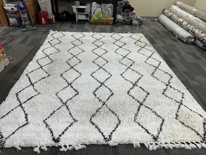 lot 352 image: Needs Cleaning Gertmenian Zurich Shag Rug 7 10 x 10  Rug - Marked # 36