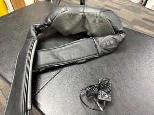 lot 456 image: Infinity Neck Massager - Tested Works