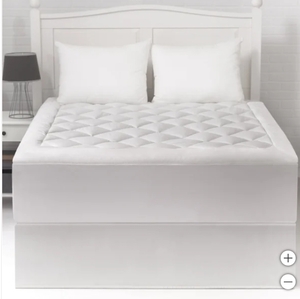 lot 87 image: New Weatherproof Vintage Home 400 Thread Count Cotton Twin Size Mattress Pad