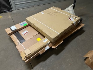 lot 485 image: Pallet With Ove Shower Base and Other Walls - Has Shower Door With Hardware But Glass Door Is Broken On It 5 Boxes