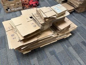 lot 486 image: Pallet of Uline Shipping Boxes