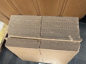 lot 493 image: 26 Uline Shipping Boxes 14 x 14 x 6