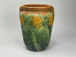 lot 20 image: Roseville Art Pottery Sunflower Vase