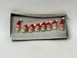 lot 31 image: Vintage Santa Cake Toppers
