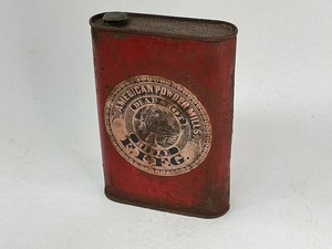 lot 59 image: American Powder Mills Deadshot Rifle Tin