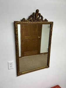 lot 92 image: Antique Mirror