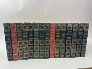 lot 102 image: The Worlds Popular Classic Book Collection