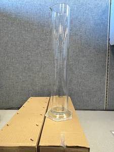 lot 12 image: 2 - 2000ml Graduated Cylinders, Made in Japan