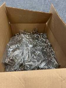 lot 45 image: Full Box of Test Tube Clamps