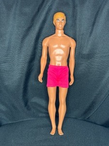 lot 4 image: VINTAGE KEN BARBIE WITH TRUNKS