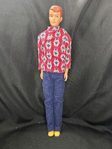 lot 69 image: VINTAGE ALLAN DOLL WITH FUNKY OUTFIT
