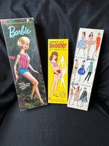 lot 88 image: LOT OF 3 VINTAGE BARBIE - SKIPPER DOLL BOXES