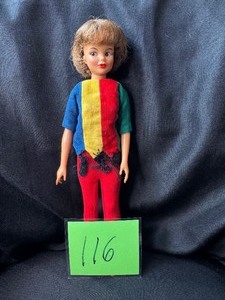 lot 116 image: VINTAGE TAMMY DOLL WITH OUTFIT 10