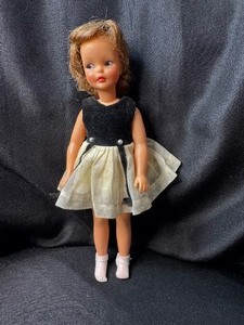 lot 125 image: VINTAGE PEPPER DOLL WITH OUTFIT