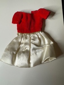 lot 172 image: SKIPPER SILK N FANCY DRESS