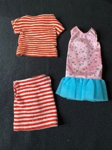 lot 178 image: LOT OF THREE CLOTHING ITEMS