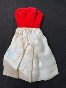 lot 197 image: BARBIE SILKEN FLAME #977