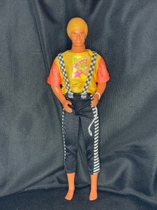 lot 231 image: 1988 COOL TIMES KEN DOLL WITH OUTFIT