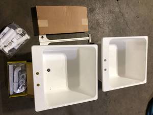 MUSTEE 46 in. x 34 in. Plastic Laundry Tub Customer Returns See Pictures