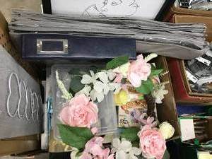 lot 39 image: ASSORTED FOOD BOX, PAST THE BEST BY DATE